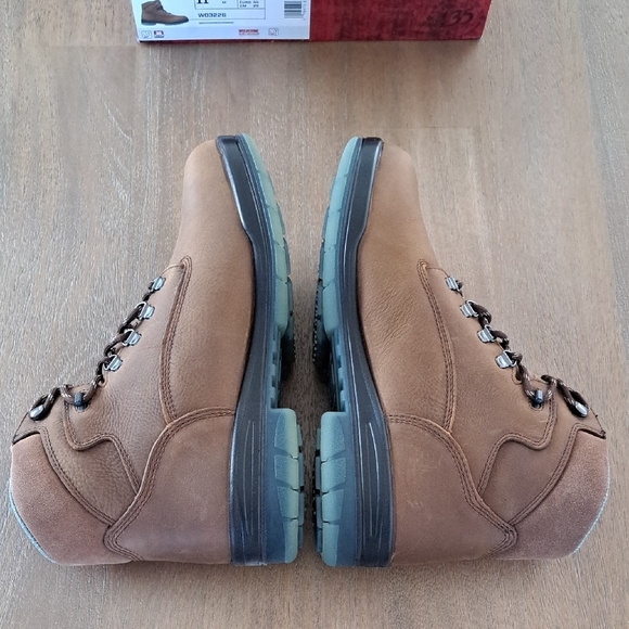 Wolverine I-90 DuraShocks® Waterproof Insulated 6" Work Boot - Stone - Size: 11 - Picture 5 of 8